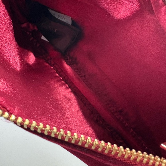 Gucci Deep Red cosmetic bag - Picture 7 of 9